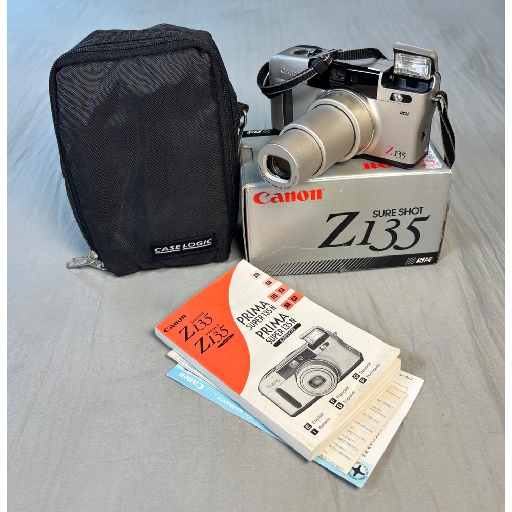 Canon Sure Shot Z135 35mm Film Camera 38-135mm Zoom Lens with Box and Case